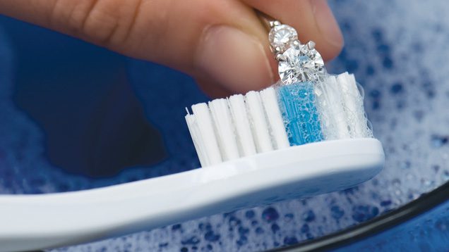 How to Clean Your Diamond Ring