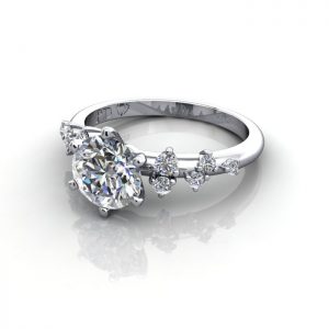 Solitaire ring with scatter accents, RSA11, Plat, LF