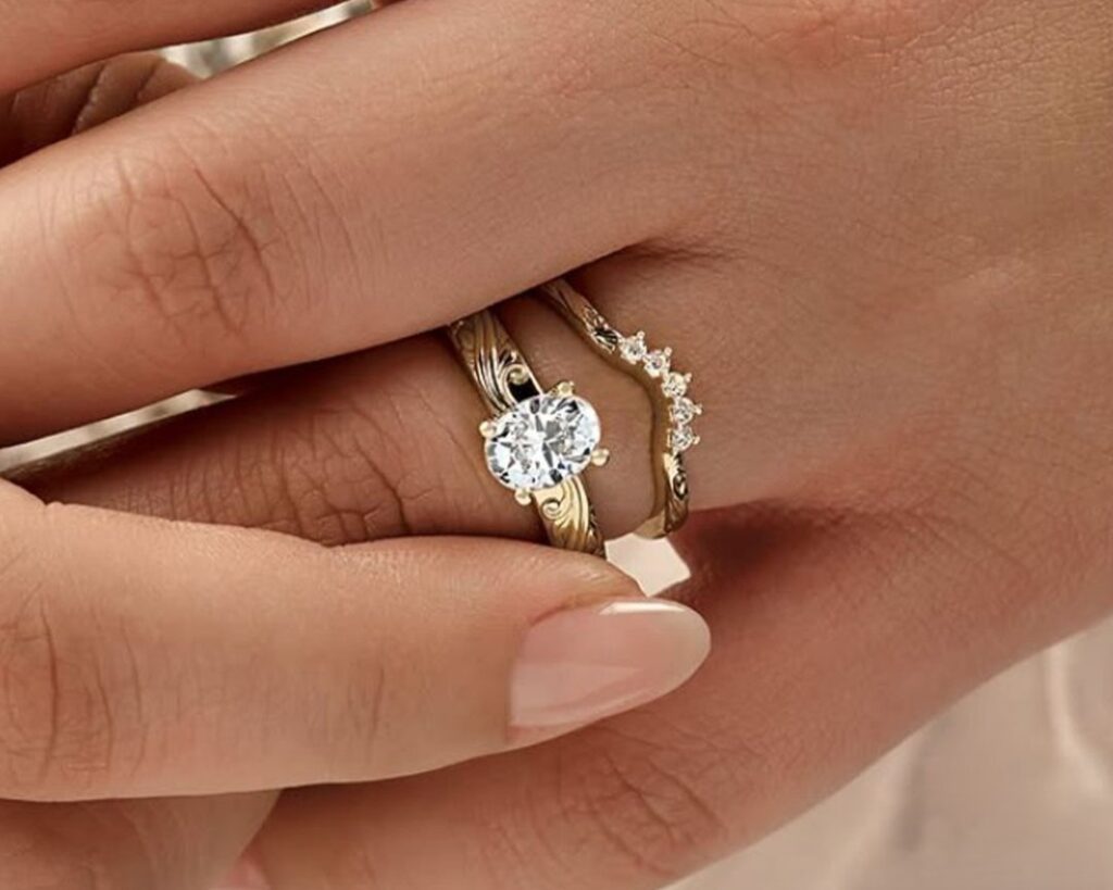 Oval Solitaire Fitted Wedder
