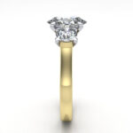 Oval Cut Trilogy Diamond Ring Yellow Gold RT14 SV Oval Cut Trilogy Diamond Ring Yellow Gold RT14 SV