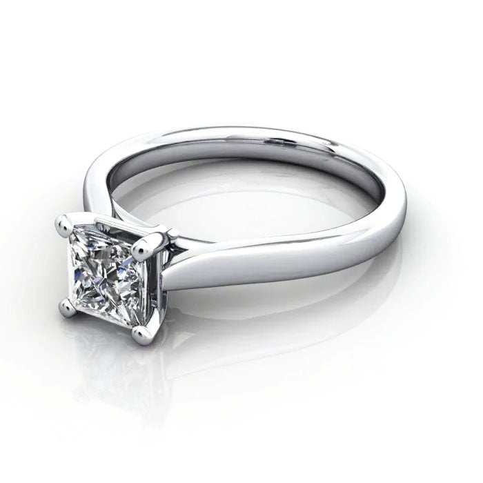 Princess Cut Solitaire Diamond Ring Platinum RS41 LF Princess Cut Solitaire Diamond Ring Platinum RS41 LF